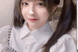 娱乐吃瓜前女友是谁,娱乐吃瓜事件背后的前女友身份大揭秘